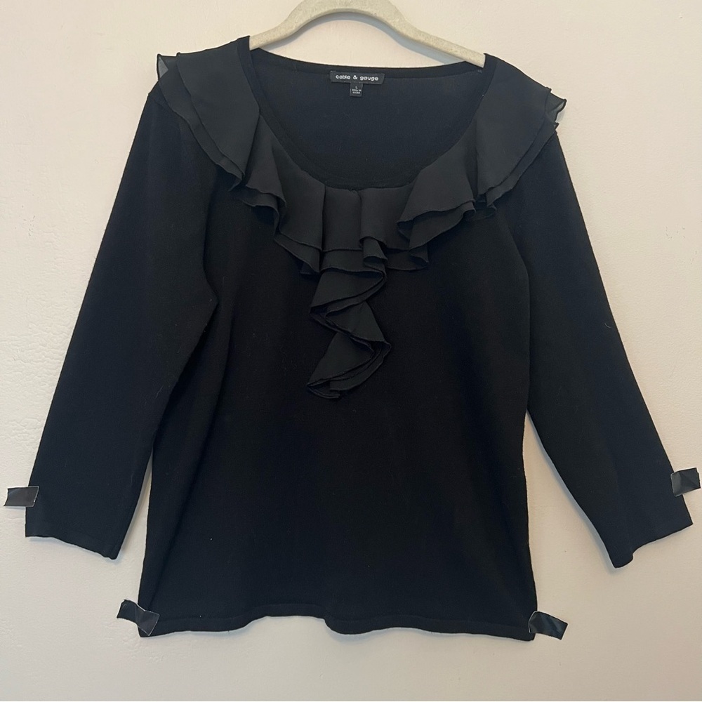 Cable & Gauge Black V-Neck Sweater Whimsigoth Ruffle‎ Large 3/4 sleeves